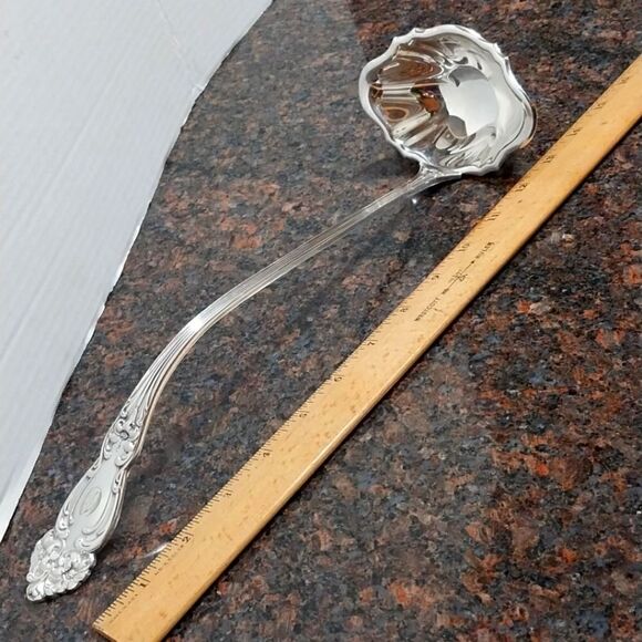 Reed and Barton "TIGER LILLY" Silverplate Punch Ladle...NEW CONDITION - Picture 1 of 8